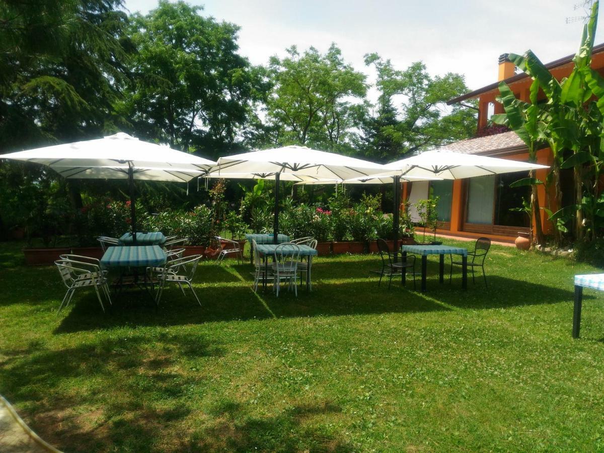 Agriturismo La Quiete Roncofreddo Exterior photo